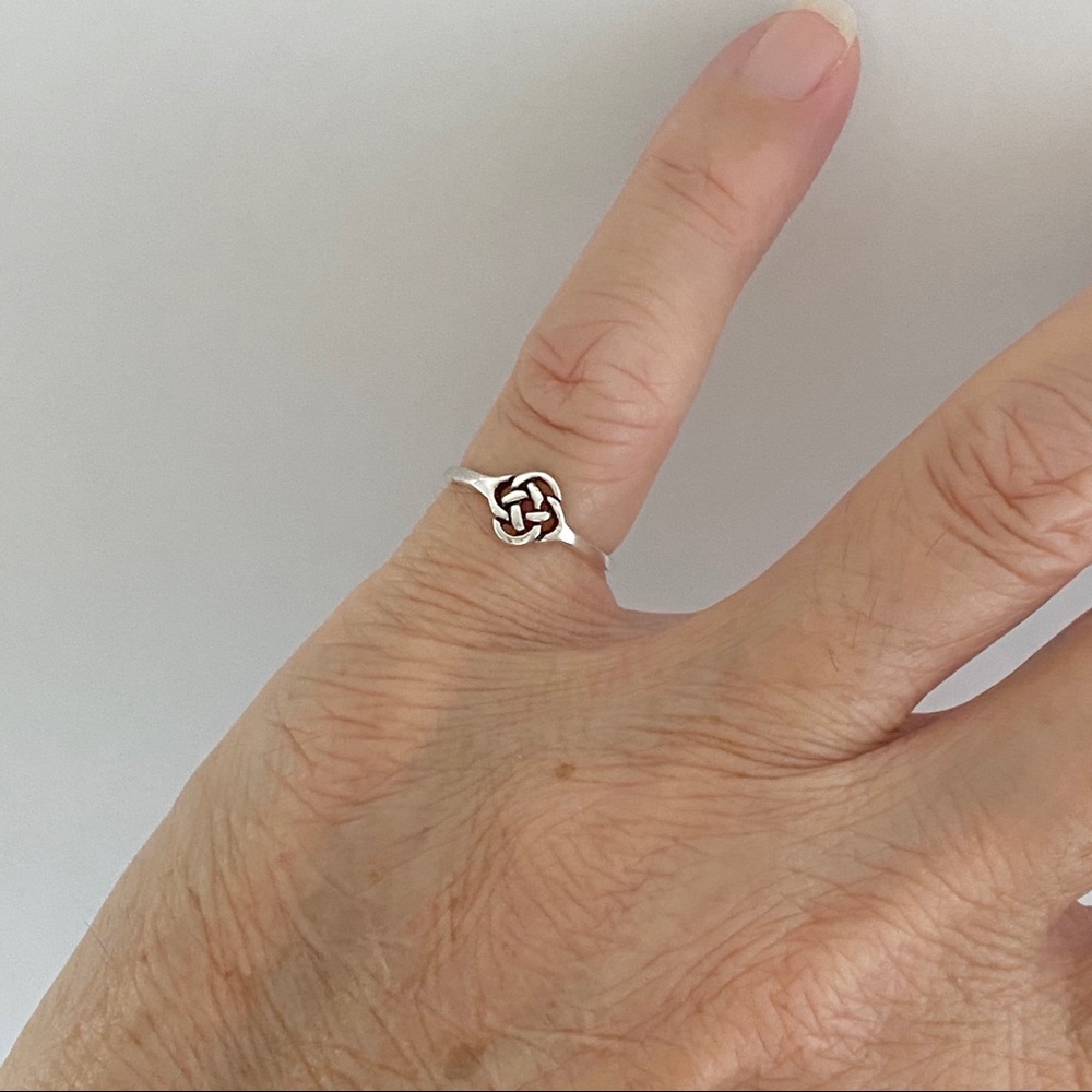 Sterling Silver Tiny Celtic Knot Toe Ring, Dainty - image 4